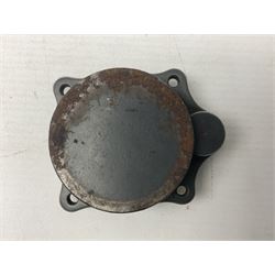 WW2 Jungans Luftwaffe aircraft cockpit clock with luminous centre sweep seconds hand, baton hour and minute hands, regulation 45mm black dial with date recorder, formerly illuminous Arabic numbers and minute track, rotating bezel (seized), going barrel movement with a lever escapement serial No 22901 jewelled to the centre wheel, over-sprung balance with timing  screws, max.H8cm