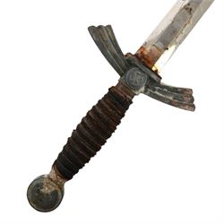Third Reich Luftwaffe 1st Type officer's dagger, the double edged blade marked SIegfried, Solingen, L50cm