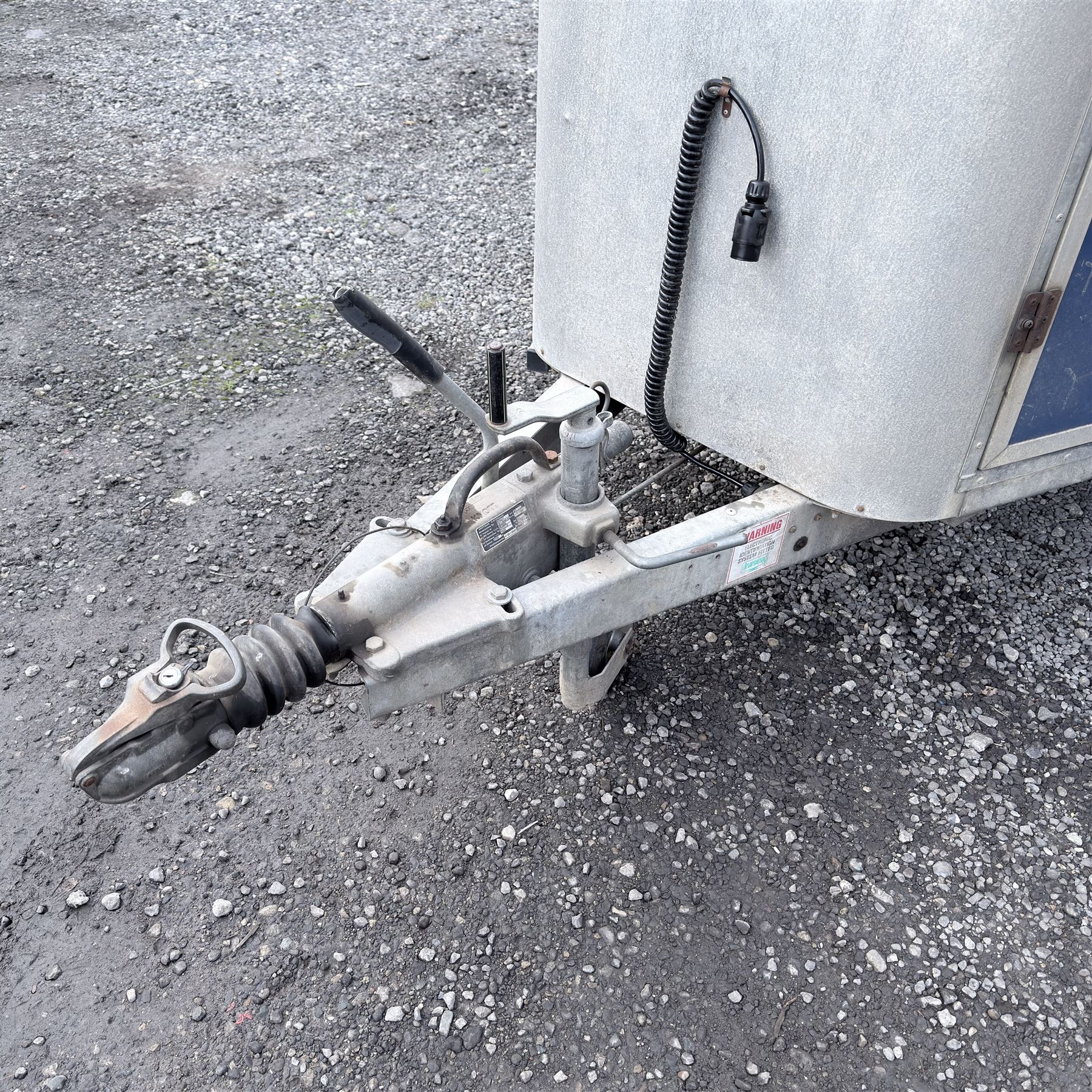 Ifor Williams HB505R horse trailer