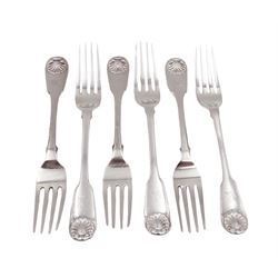 Six William IV silver Fiddle and Shell pattern table forks, each engraved with a griffin to terminal, three hallmarked Mary Chawner, London 1836, two hallmarked William Theobalds & Lockington Bunn, London 1835 and one hallmarked William Theobalds, London 1831