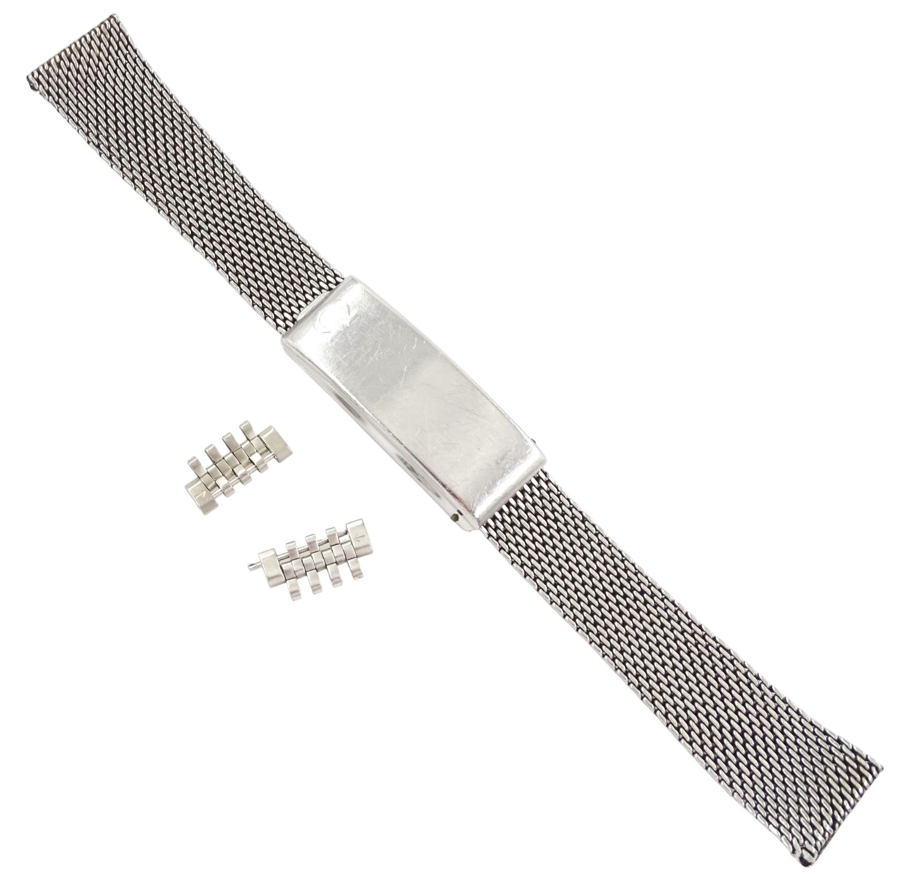 Omega Chronostop gentlemen's stainless steel manual wind single push chronograph wristwatch, circa 1969, Ref. 146.009, serial No. 28440603, grey dial with baton hour markers and date aperture, on Omega stainless steel bracelet, with additional links, original stainless steel bracelet and papers