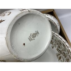 Burleigh Ware jug of baluster form modelled with fox and heron, cabbage dish, Carlton Ware lobster scallop dish, Royal Doulton The Hunting Man plate, Grimwades, other early 20th century ceramics and a Henry Alcock wash set to include jug and bowl, chamber pot etc