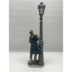 Lladro figure, The Lamp Lighter no 5205, with original box H47cm