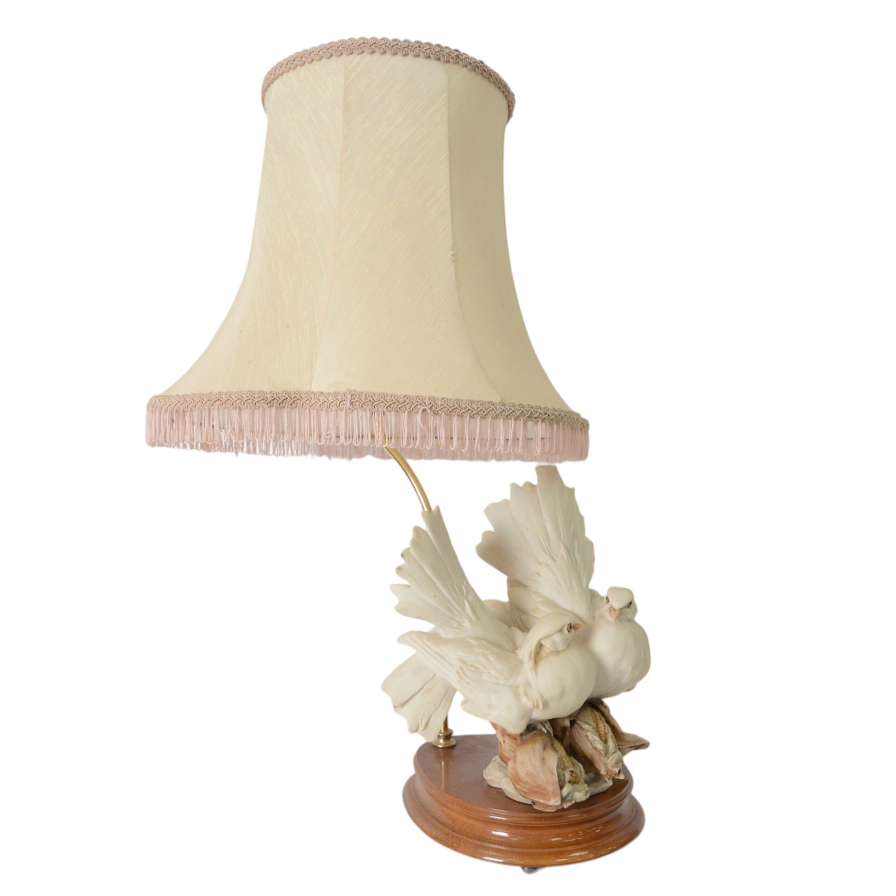 Capodimonte table lamp, modelled as two doves upon corn, with lampshade, H74cm
