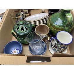 Royal Doulton Darjeeling pattern tea set for six, comprising teacus, saucers, dessert plates, milk jug and sucrier, together with other ceramics and collectables, in two boxes