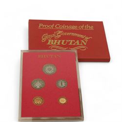 Great British and World coins, including six The Royal Mint United Kingdom proof coin collections, dated 1984, 1986, 1992, 1994, 1997, 1998 cased with certificates, 1990 '90th Birthday' silver proof crown, various pre 1947 silver coins, other pre-decimal coinage, Bhutan 1979 silver proof three ngultrum, Maria Theresa restrike silver thaler, two United States of America 1964 Kennedy half dollars etc and various banknotes with The Royal Bank of Scotland one pound 3rd January 1967, United States of America one dollar note series 1963 A etc