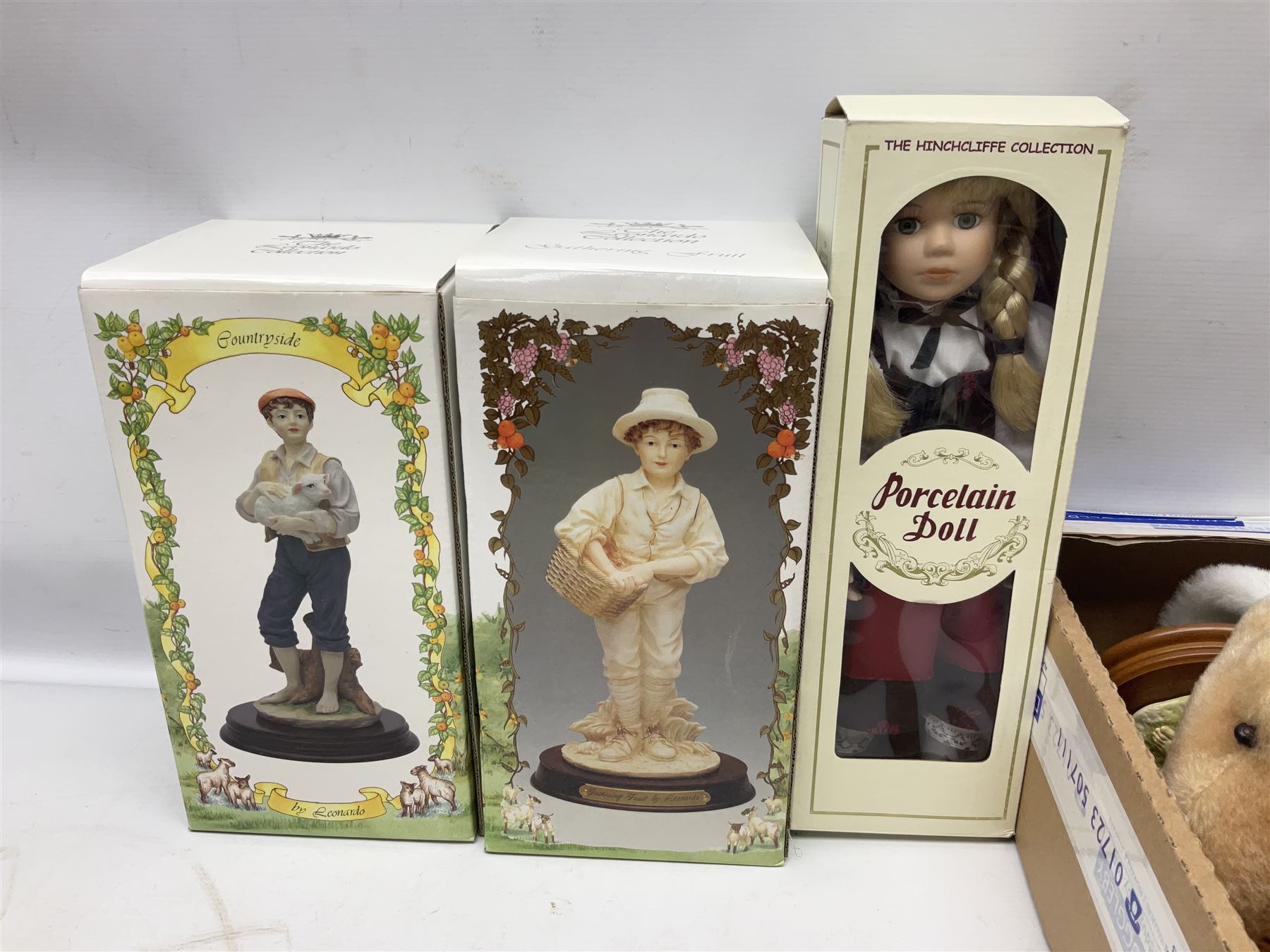 Beswick character jug, together with Leonardo Collection figures, porcelain dolls etc 