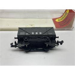 Fleischmann ‘N’ gauge ‘Piccolo’ - sixteen carriages, wagons and cars comprising nos. 8051, 8052, 8055, 8064, 8119K, 8127, 8128, 8129, 8202, 8211, 8224, 8240, 8281, 8301, 8500, 9372; along with Minitrix N503 Shock Van and 13576 6 ton Mineral Wagon; boxed and loose (18) 