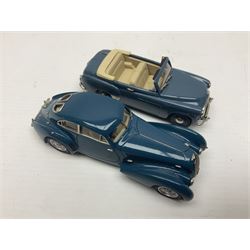 Eight Lansdowne Models 1:43 scale models - 1939 Bentley Embiricos, 1939 Lagonda V12 Long Saloon, 1961 Wolseley 6-110, 1971 Vauxhall PC Cresta De Luxe, 1958 Austin A105, 1955 Hillman Minx Convertible, 1954 Singer Roadster and 1936 Bentley 4 1/4 Ltr Park Ward DHC; all unboxed (8)