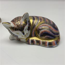 Three Royal Crown Derby paperweights, comprising of three cats, all with gold stoppers and printed mark beneath 