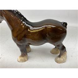 Six Beswick figures of bay horses, including large hunter no.1734, Shire horse no.818, horse with tucked head no.1549, etc (6)
