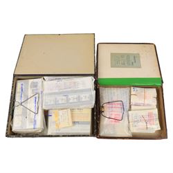 Queen Elizabeth II mint decimal stamps, in presentation packs 1977-1992, sorted into year,...