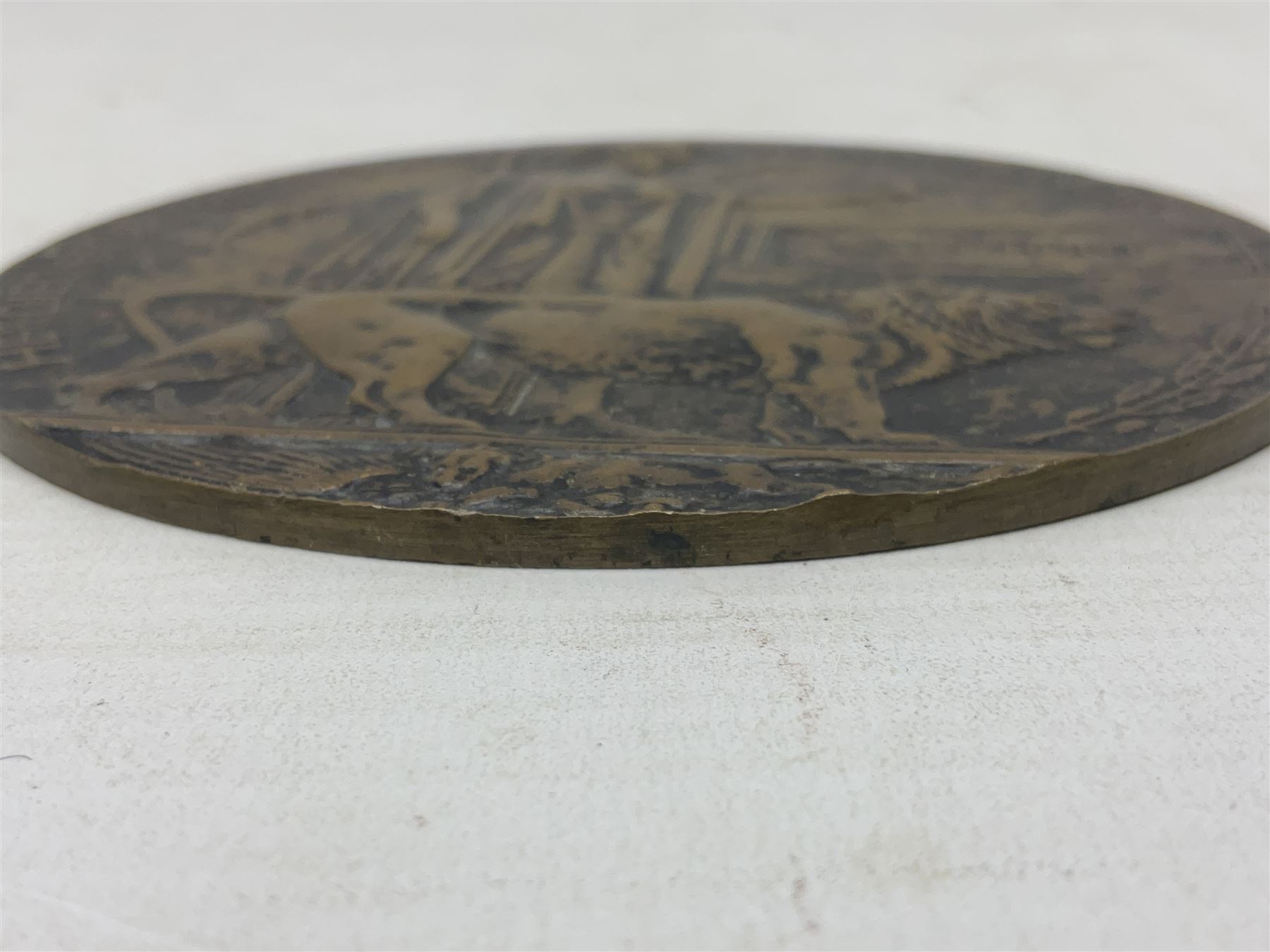 WW1 bronze memorial plaque named to John Hunt