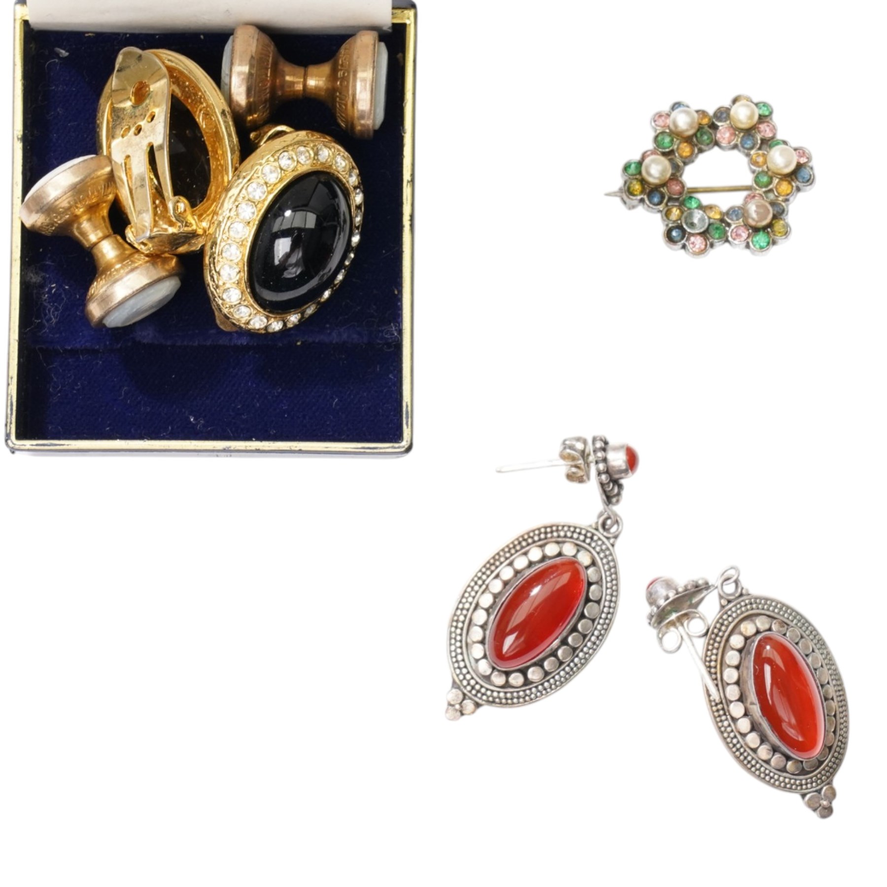 Victorian dress stud with horseshoe motif, two silver pocket watches, silver-plated pocket compass, silver pendant earrings, St George and the Dragon silver coin, mounted as a pendant, silver paste set bracelet, WW1 Victory medal awarded to PTE N Fisher, R Scots, costume jewellery etc 