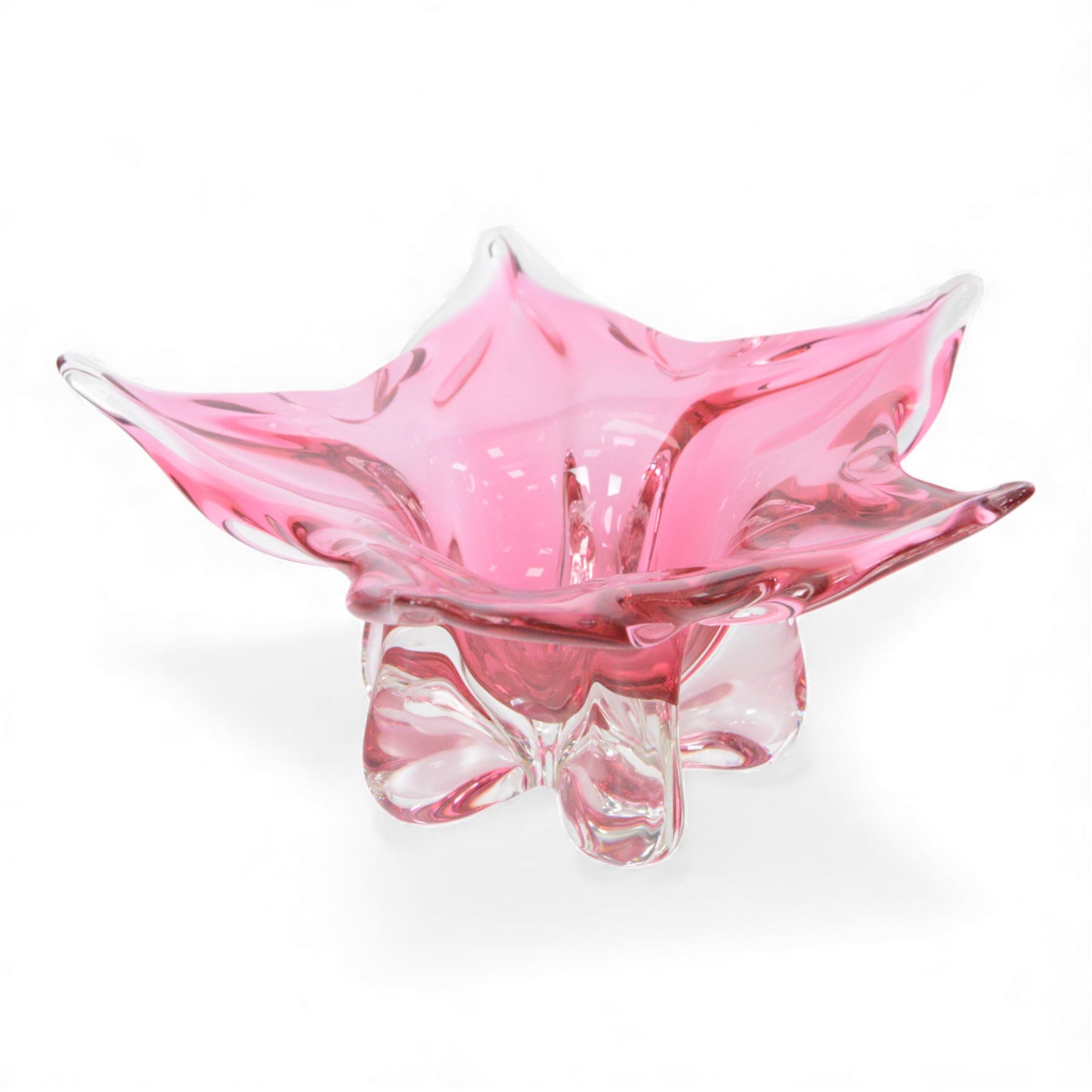 Collection of art glass, including star dish, flower example with bubble inclusions 