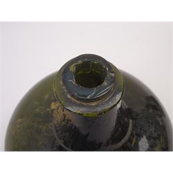 18th century green glass bottle, of onion form, H15cm, together with an 18th century green glass wine bottle, with seal depicting a boar beneath a crown, probably the Edgcumbe Crest, H27cm