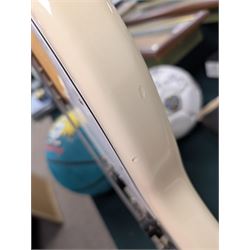 Fender jazz bass guitar, serial no. MZ7182451 made in Mexico c.2007, with cream body, white scratch plate, maple neck, guitar L120cm