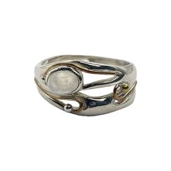 Silver and 14ct gold wire moonstone ring, stamped 925