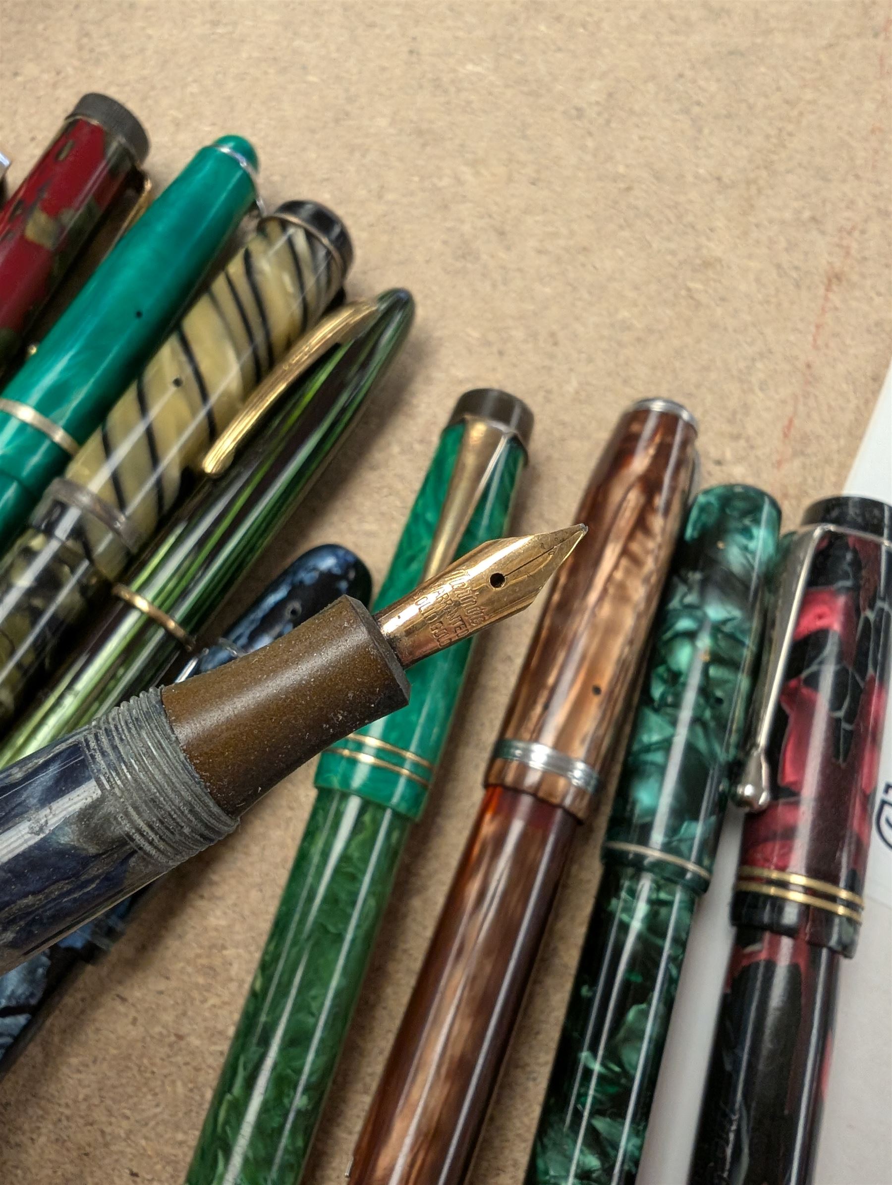 Collection of fountain pens, including Mentmore example with gold nib, Watermans, Platignum Fortis, etc