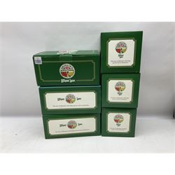 Six Lilliput Lane models from the 'Britain's Heritage' collection, comprising Hampton Court Palace, Tower Bridge, Tower of London, Buckingham Palace, Marble Arch and Big Ben, all boxed