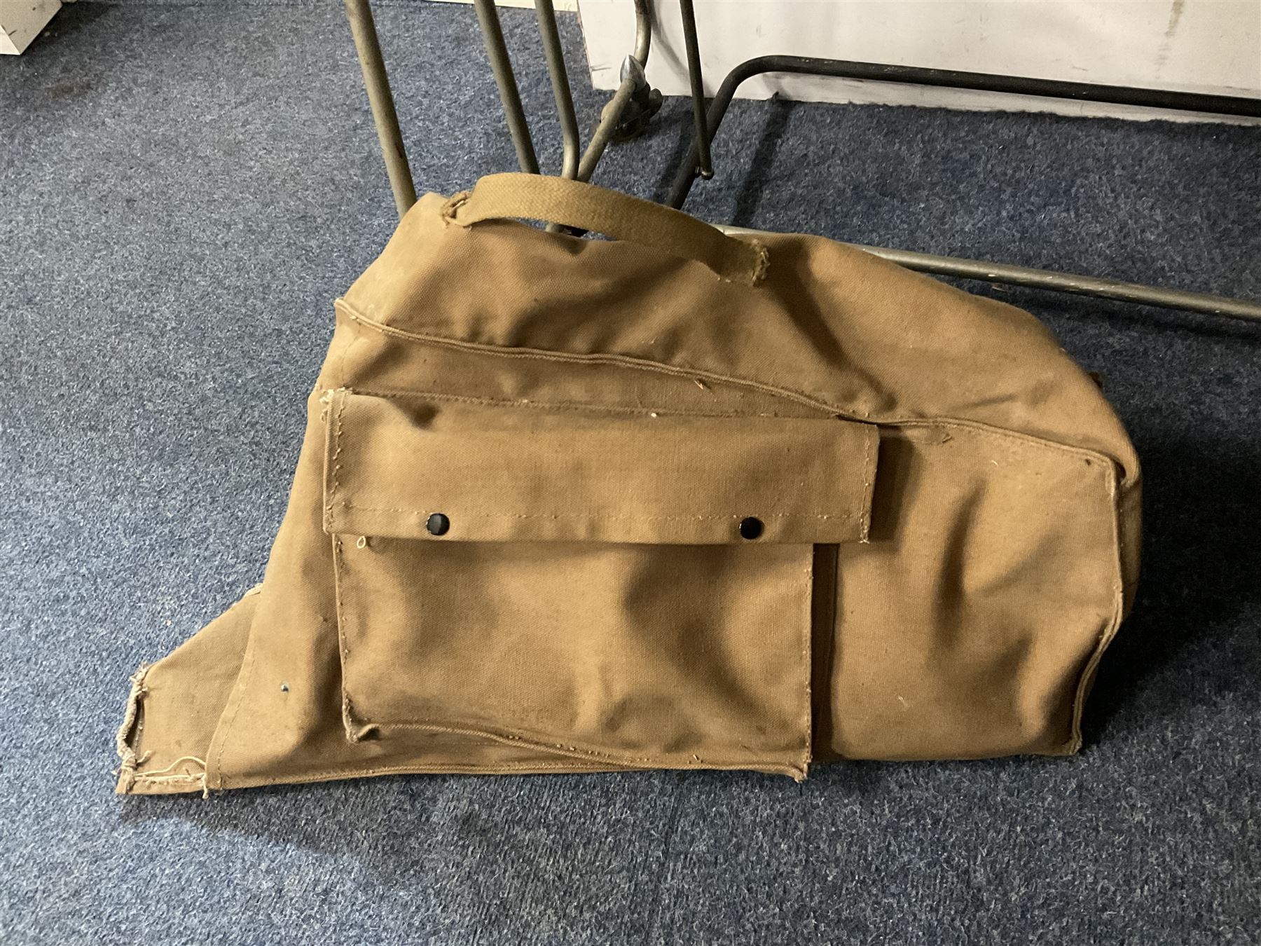 Trixon three-octave vibraphone c1965; with tubular frame, blue panelled ends, four wheels and detachable vibration motor with rubber belts; 1960s Trixon logo to front; serial no.5807; L130cm; together with a selection of various beaters in canvas carrying bag