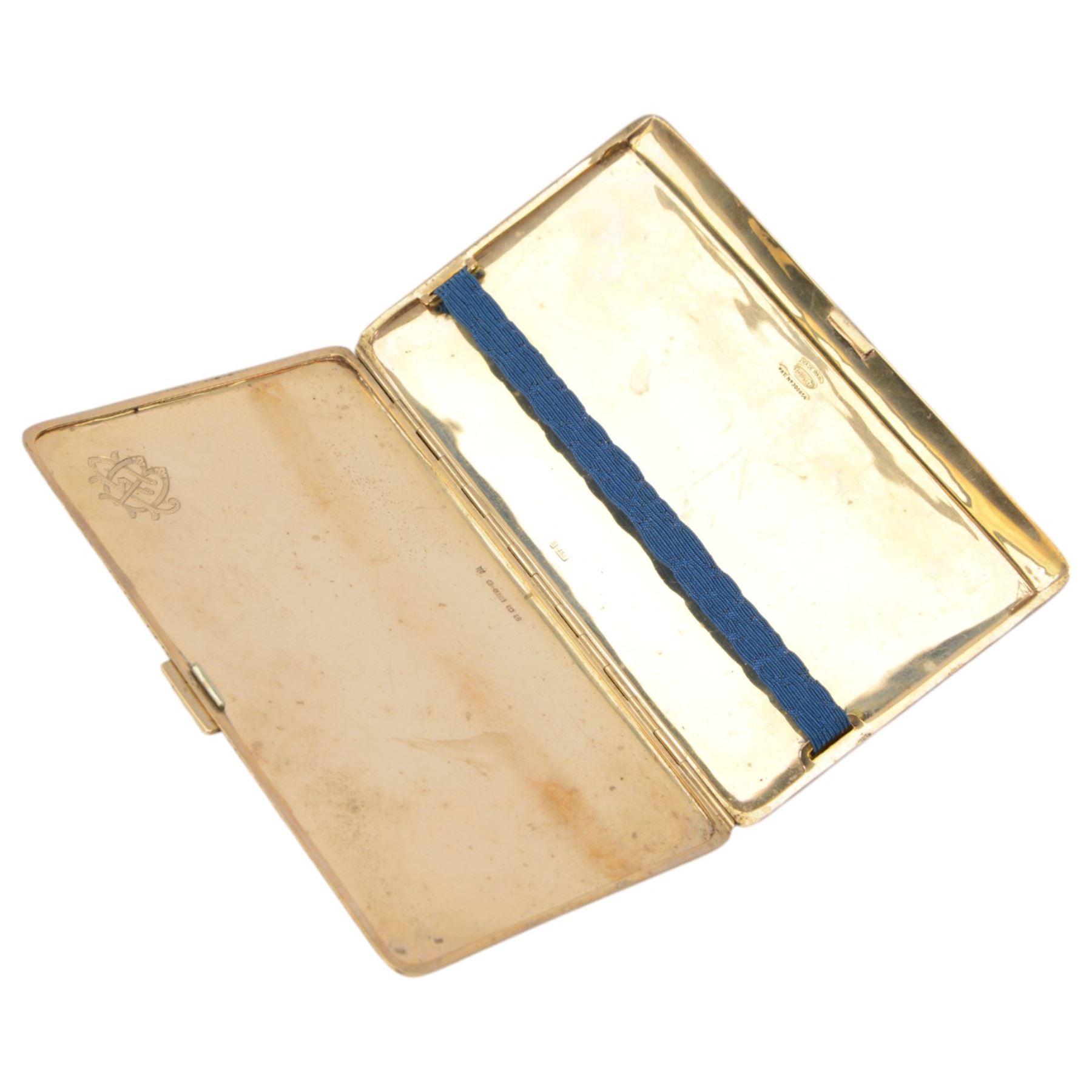 Early 20th century 9ct gold cigarette case, of rectangular form with vertical engine turned decoration, hallmarked Charles S Green & Co Ltd, Birmingham 1935, also marked 9 375, H14cm W8.5cm

