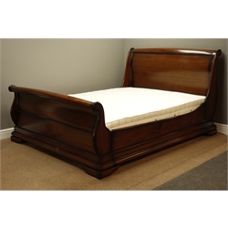  Lees of Grimsby 'Normandie' high gloss mahogany 5' Kingsize sleigh bedstead with mattress (marks to mattress)  