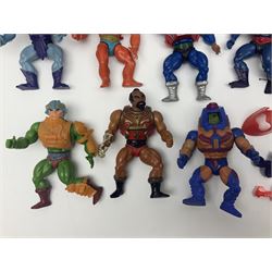 Group of 1980s Masters of the Universe figures to include He-Man, Skeletor, Stridor and Battle Cat, with collection of accessories 