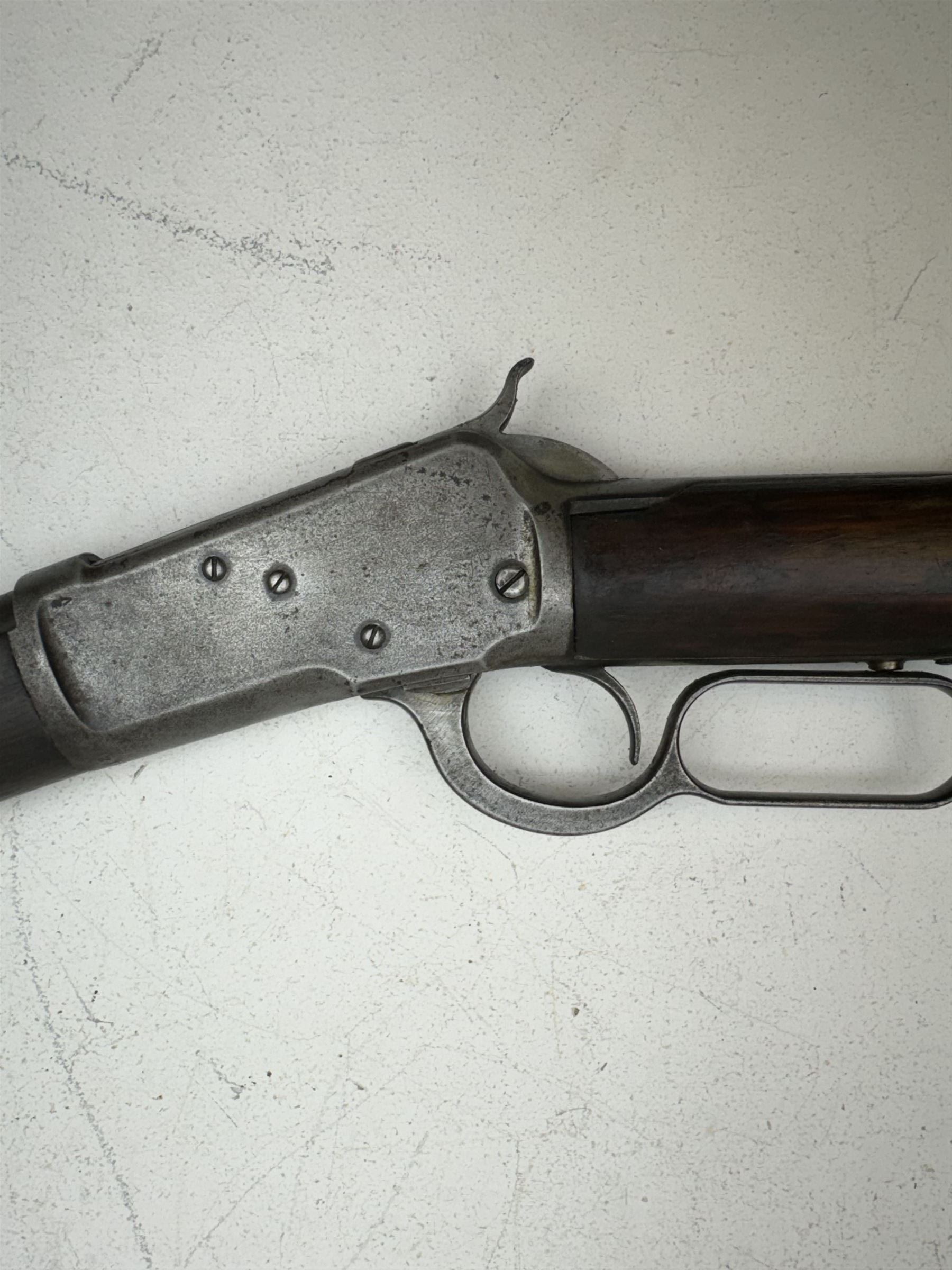 SECTION 1 FIREARMS CERTIFICATE REQUIRED - Winchester Model 1892 32/20 saddle carbine, with 61cm (24