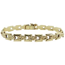 9ct gold flower link bracelet, hallmarked