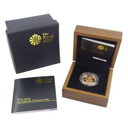 Queen Elizabeth II 2013 gold proof full sovereign coin, cased with certificate