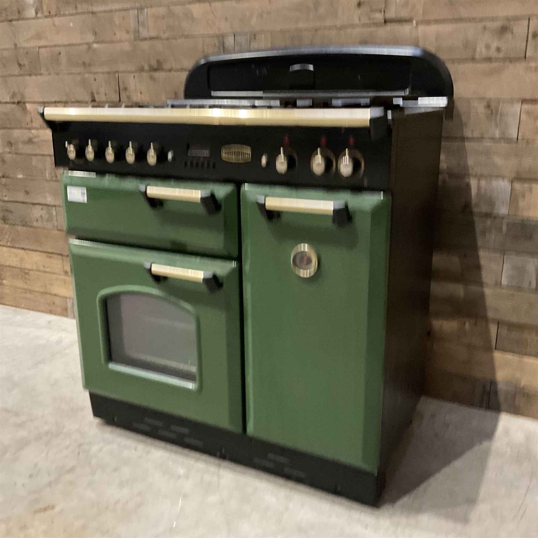Range Master Classic 90 dual fuel range cooker