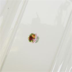 Royal Albert Old Country Roses tea and dinner service, including teapot, coffee pot, milk jug, covered sucrier, six cups and saucers, eight dinner plates, eight soup bowls, sauce boat and saucer etc