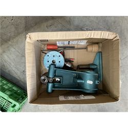 Draper WTL12 wood lathe and a collection of turning chisels 