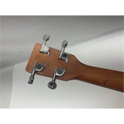 Eleuke EASC-S solid spruce top soprano electric cutaway ukulele L51cm; in carrying case