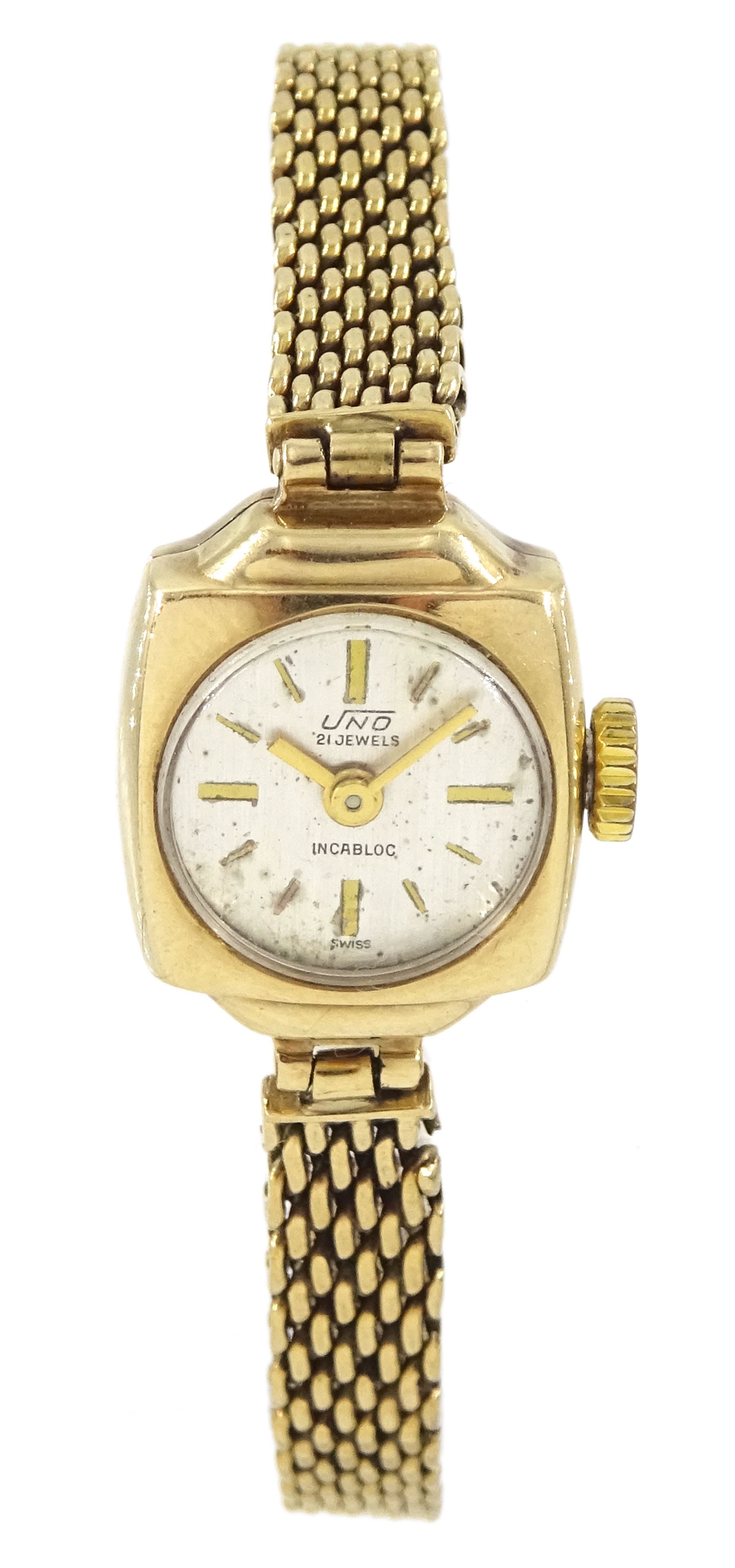 Uno ladies 9ct gold manual wind wristwatch, silvered dial with baton hour markers, on integral 9ct bracelet, hallmarked