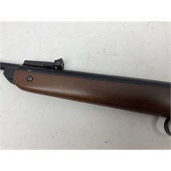 BSA Meteor .22 cal. air rifle with break-barrel action, serial no.TH80547, L106.5cm overall; in original box with accessories. NB: AGE RESTRICTIONS APPLY TO THE PURCHASE OF AIR WEAPONS.