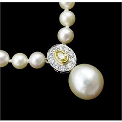 Single strand cultured pearl necklace, with 15ct white gold oval yellow diamond and round brilliant cut white diamond cluster and pearl drop and 18ct white gold clasp