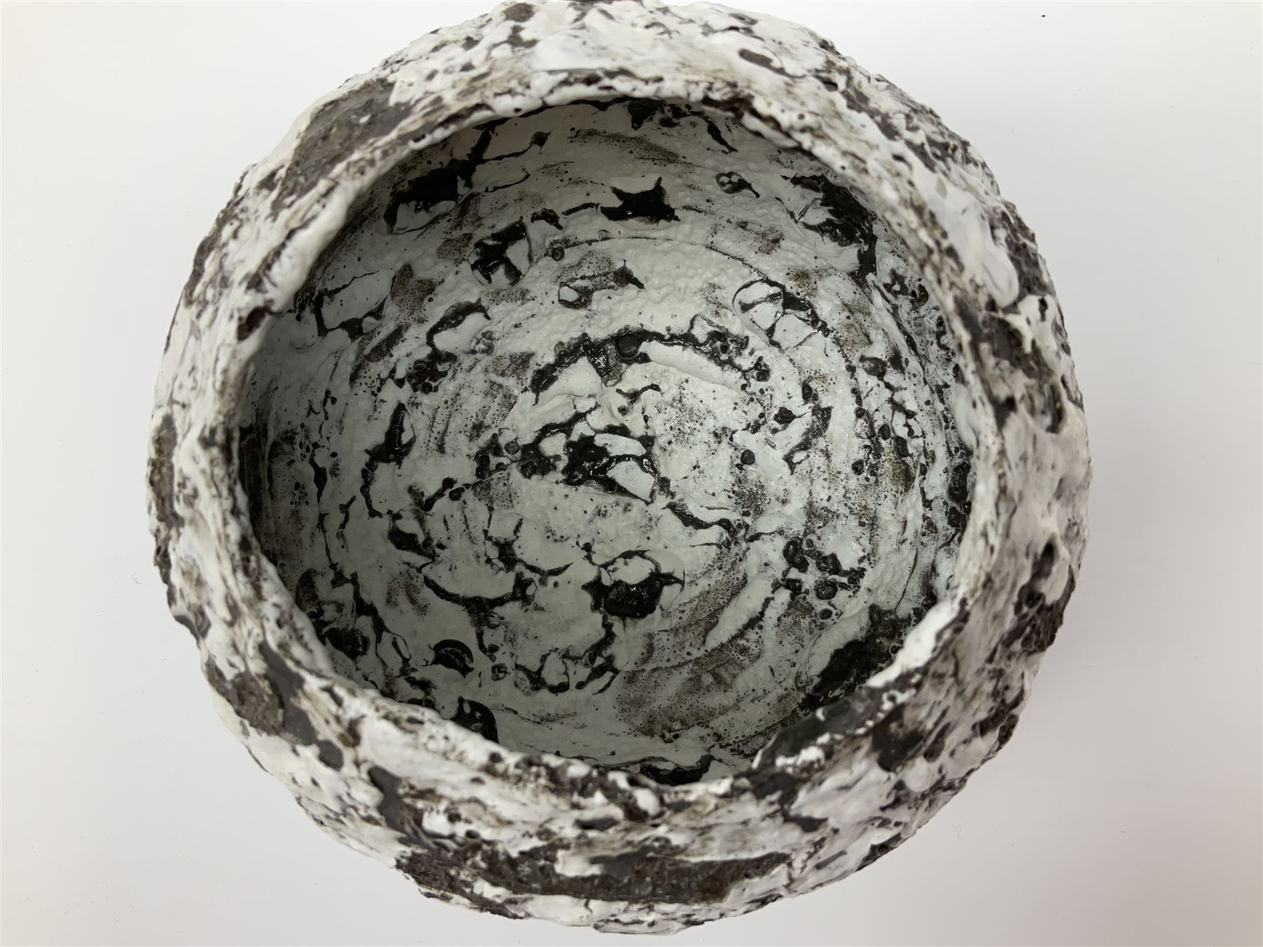 Stephanie Black (British, Contemporary) 'Volcano' studio pottery vase, impressed marks beneath H14cm 