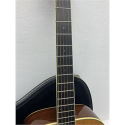 Santa Cruz Guitar Company acoustic guitar No.D2243 with Richard Hoover label L103cm; in hard carrying case