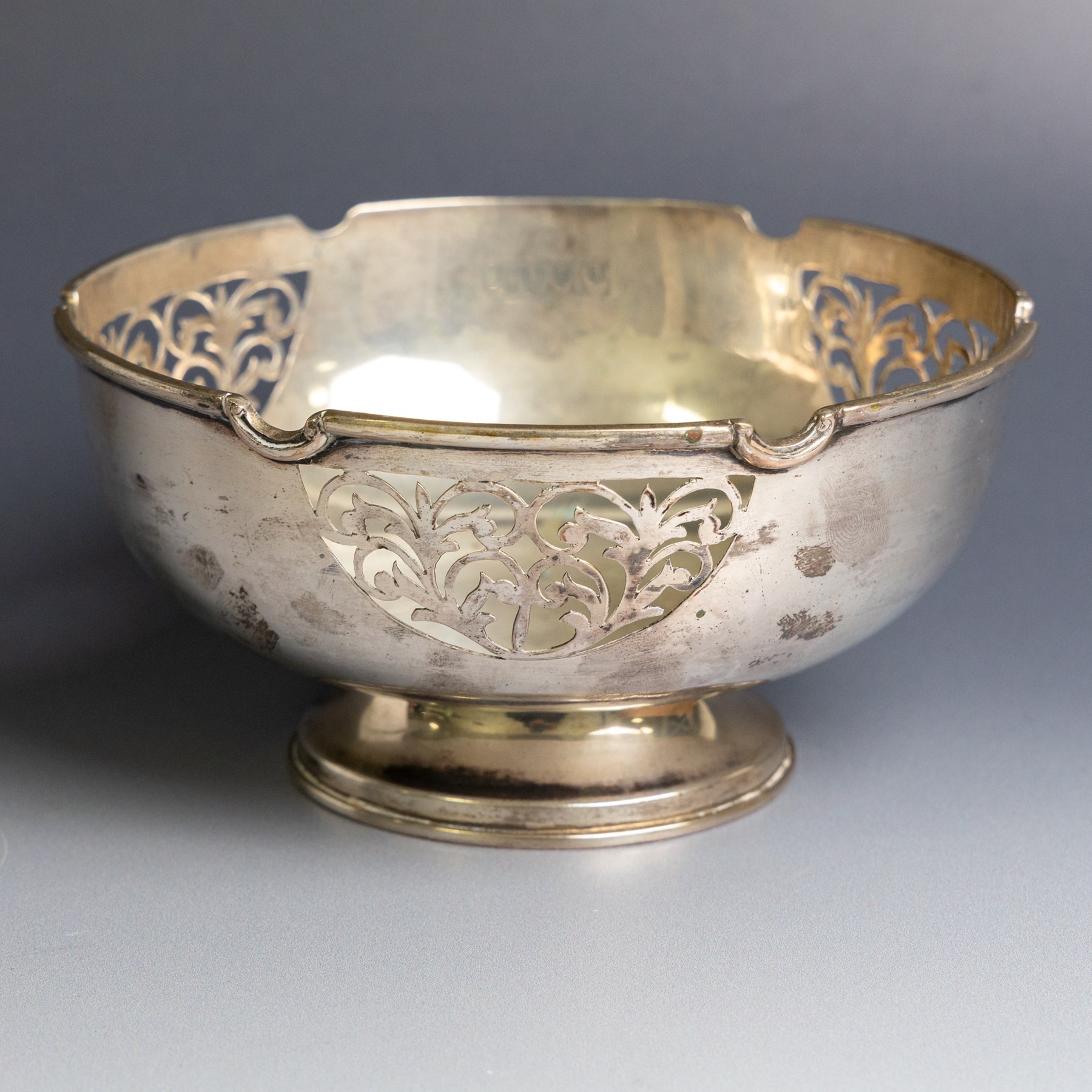 Indian silver footed bowl, of circular form with pierced sides, H8cm, D15cm