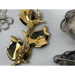 Maurice Lacroix gentlemans quartz wristwatch, 92127, with gold plated case, date apeture and leather strap, together with a Swarovski Crystal bracelet, two silver brooches and two costume brooches