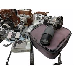 Collection of cameras, to include three Olympus Trip 35,  Balda Super Baldax, Seagull 4A TLR Camera, Pentax MG, Pentax-MV1, Yashica, two Yashica Electro 35, Rollei B35, Fujica 35 EE etc. 