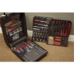  Swiss Kraft International 386 piece trolley tool set, including - socket set, screw drivers, hammer, pliers, allen keys, glue gun, spanners etc...  