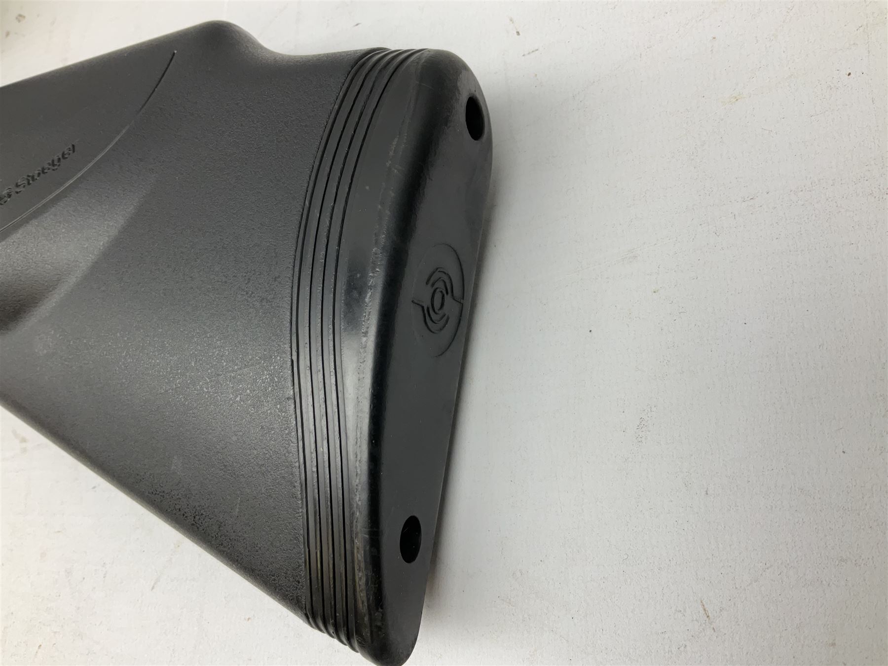 Stoegar .177 air rifle with break barrel action, 3 x 9 telescopic sight and fully integrated sound moderated barrel, no visible serial number, L109cm; in Stoeger lined gun sling