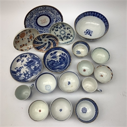 Collection of 18th century and later porcelain including a Queen Charlotte pattern tea bowl and saucer,  Royal Lily pattern tea plate,  blue and white slop bowl, Chinese blue and white tea bowls and cups etc (18)