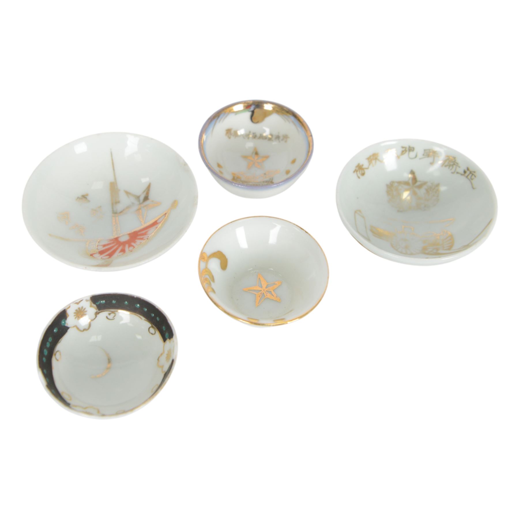 Five red lacquered saki bowls, together with five porcelain examples, red lacquered D9cm