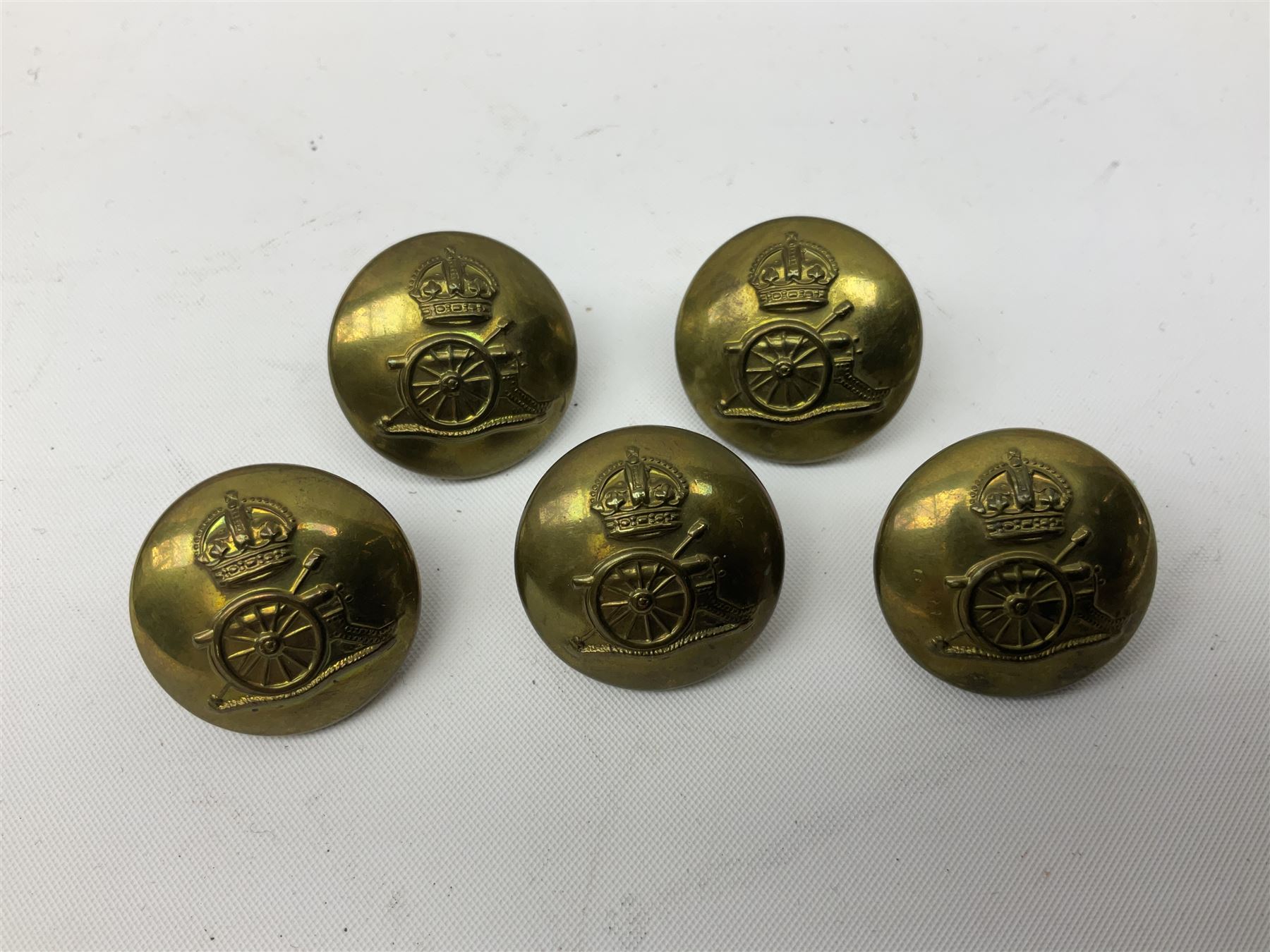 Royal Artillery 9ct gold and enamel sweetheart brooch in original box; together with Royal Artillery shoulder title, brass badges and buttons; and WW2 Defence Medal in issue box to 232775 addressed to Mrs. J.M. Morgan