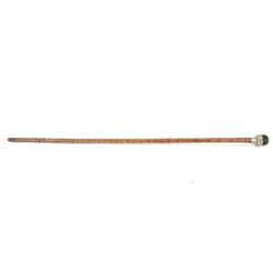 20th century novelty walking stick, the silver plated walking stick handle incorporating a watch to the top, the black dial inscribed Brevete, bamboo cane, L87cm