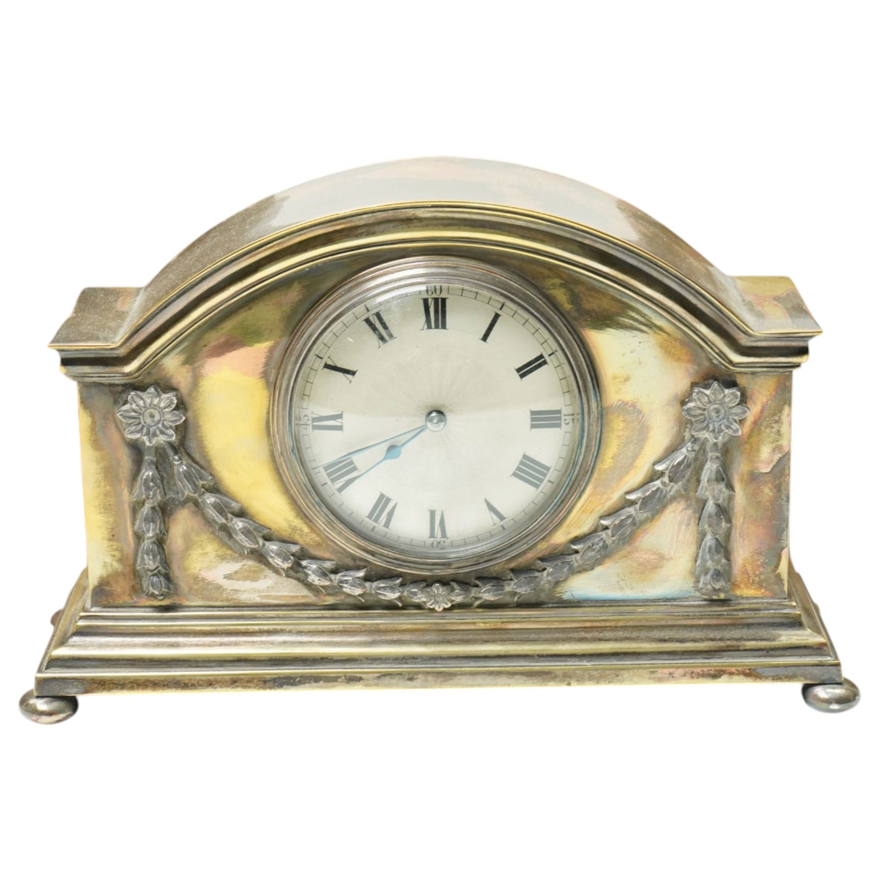 Mantel timepiece with French movement in plated case H16cm, another in mahogany case and two others (4) 